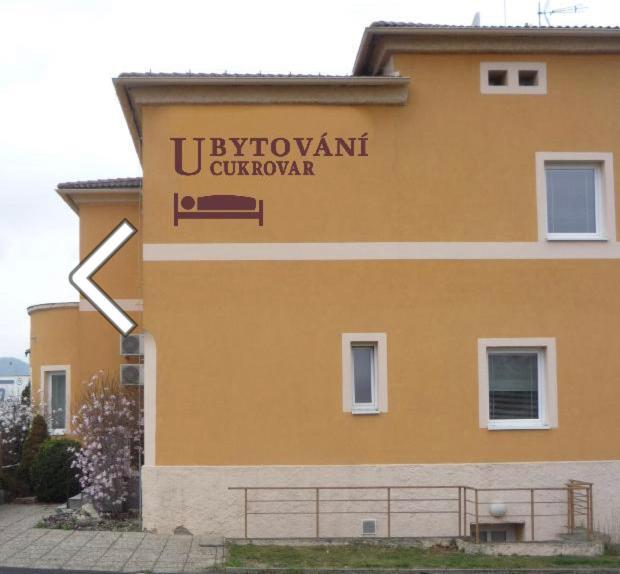 לובוסיצה Ubytovani Cukrovar מראה חיצוני תמונה